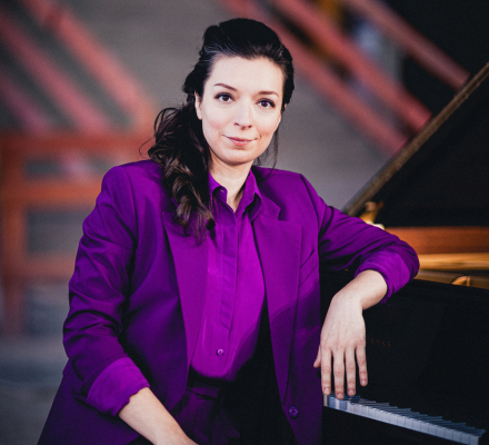 Yulianna Avdeeva photo